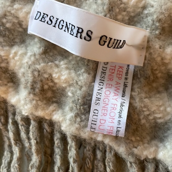 Designers Guild Throw Blanket? Rug? - Picture 7 of 12